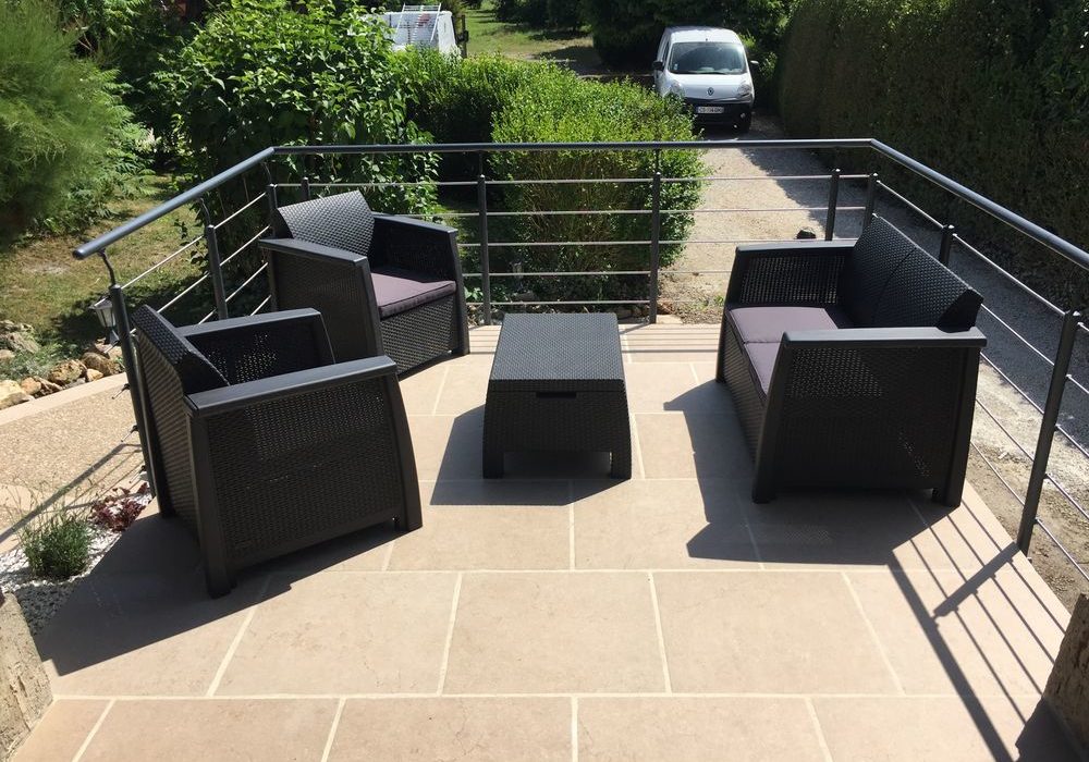 Terrasse en Grès Cérame et garde corps inox