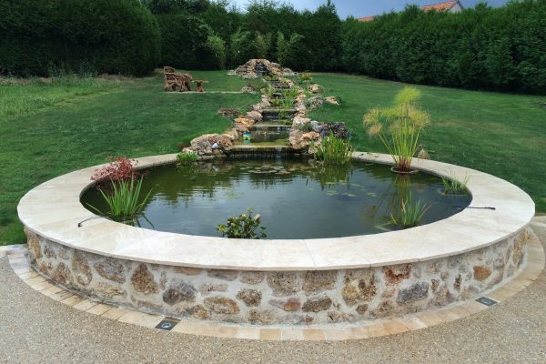 Les Espaces Verts de la Champagne, pour la beauté de votre jardin à  Epernay, depuis 1976. service à la personne jardin epernay. elagage d'arbre  epernay. abattage d'arbre epernay. éclairage jardin epernay. portail