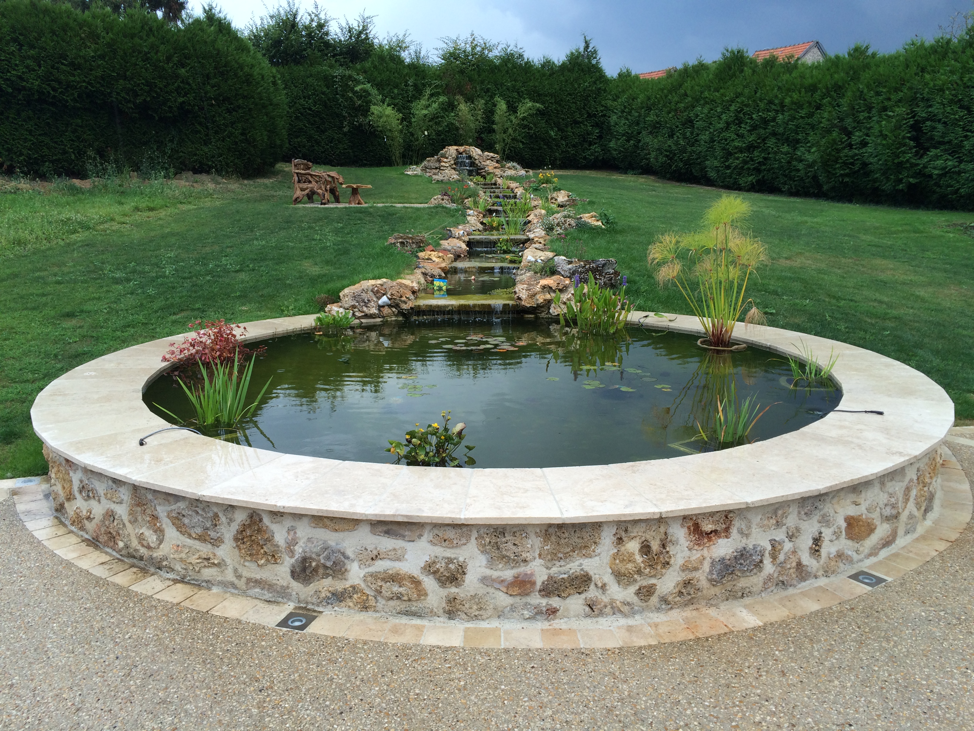 Les Espaces Verts de la Champagne, pour la beauté de votre jardin à  Epernay, depuis 1976. service à la personne jardin epernay. elagage d'arbre  epernay. abattage d'arbre epernay. éclairage jardin epernay. portail